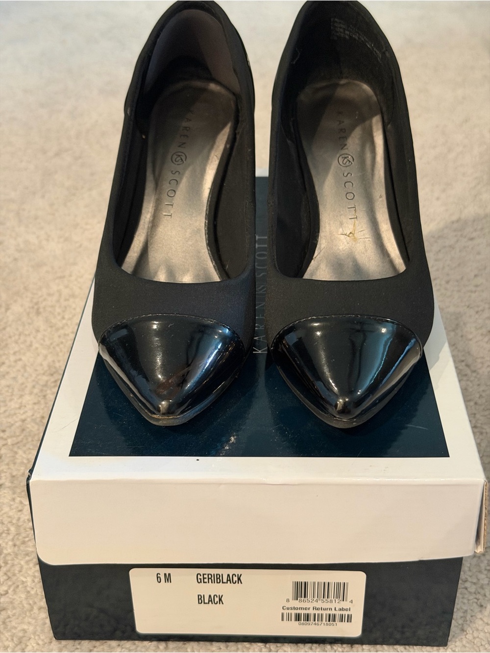 Karen Scott Black Pointed Toe Pumps